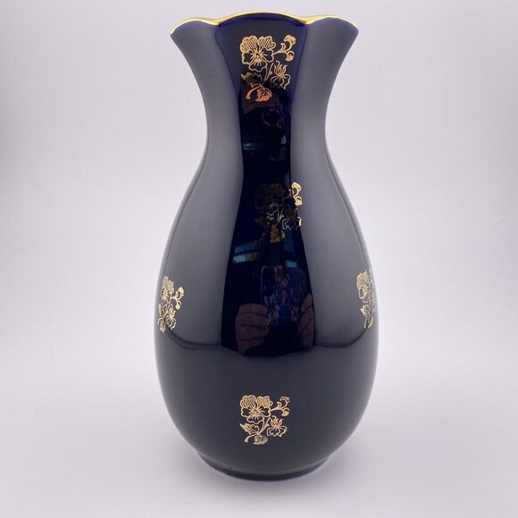 LIMOGES France Cobalt Blue  22K Gold Courting Couple Design Porcelain Vase - Picture 3 of 6